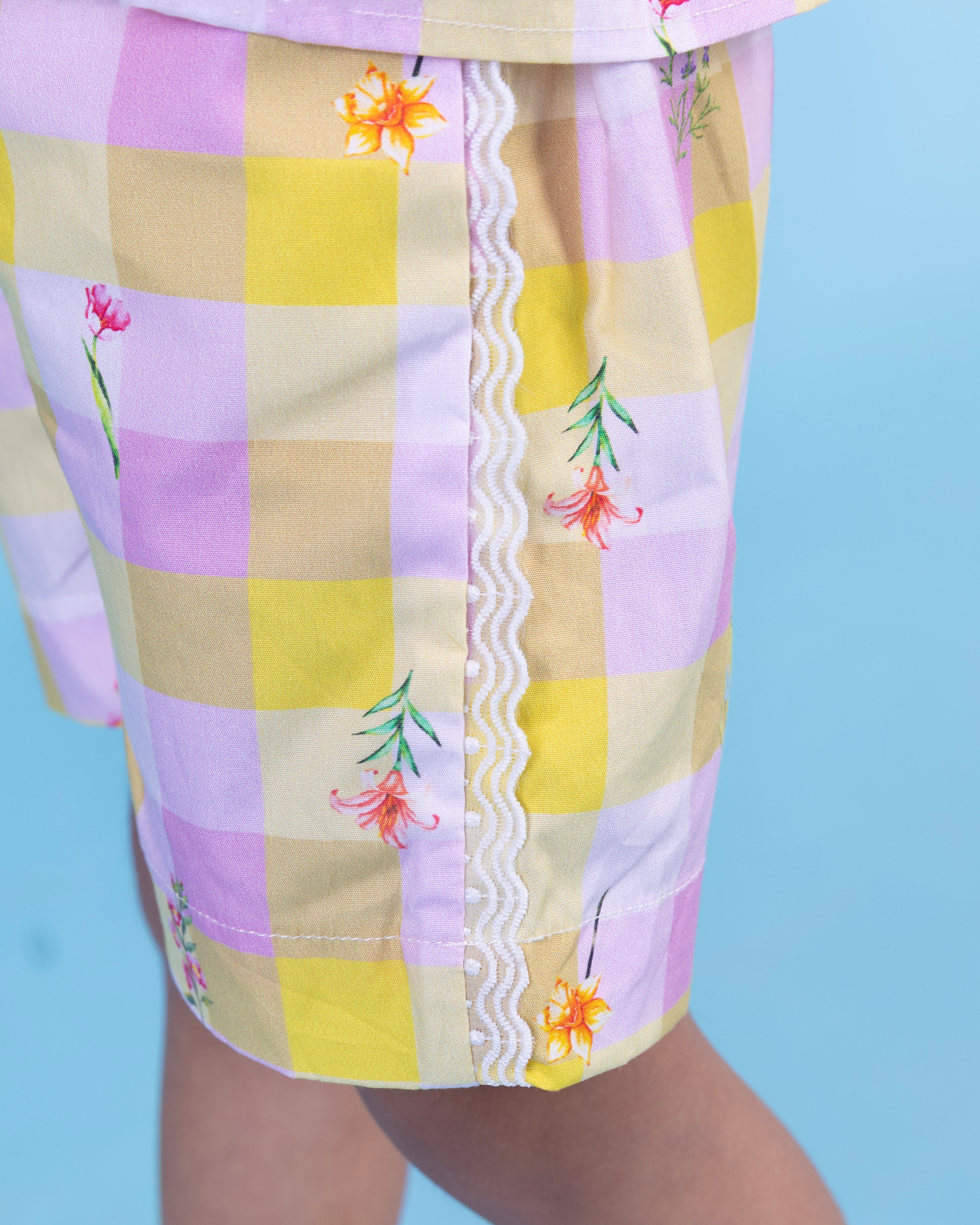 Yellow checks Cord set