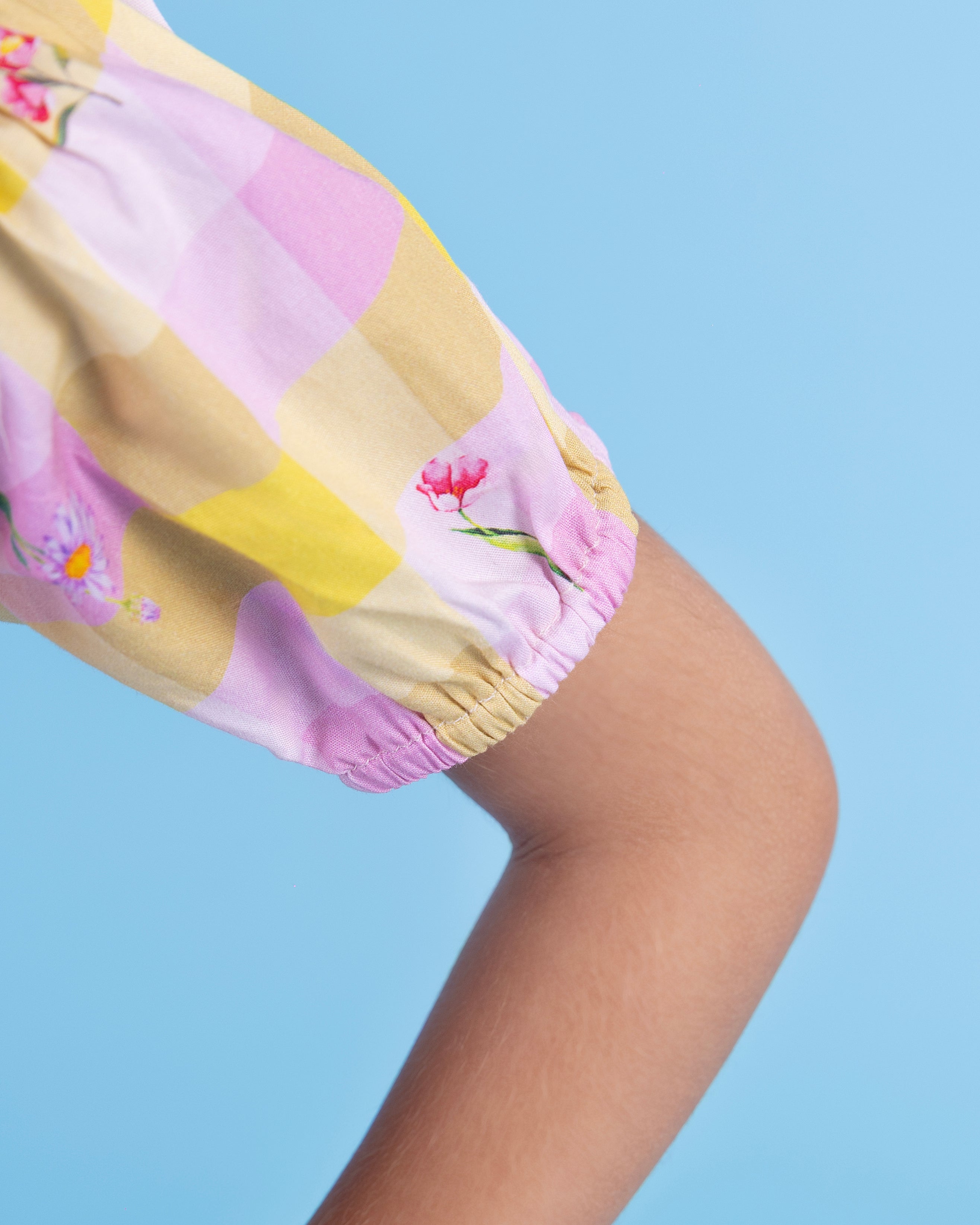 Yellow checks Cord set